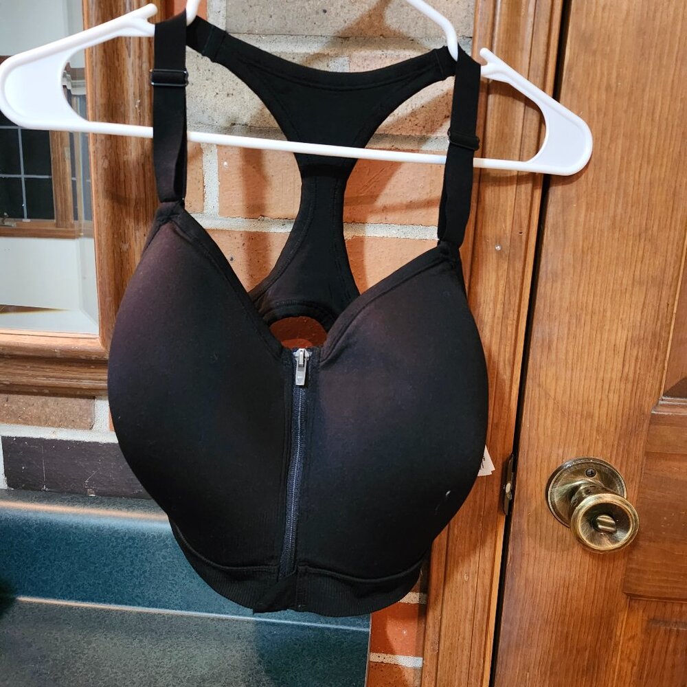 VS Sports Bra